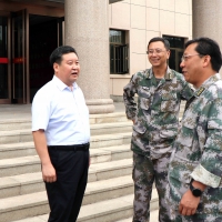 軍民魚(yú)水情深 鶴壁市人防辦看望慰問(wèn)部隊(duì)官兵