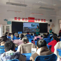 平原示范區(qū)垃圾分類進(jìn)校園 環(huán)保理念潤童心